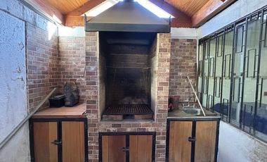 Venta hermosa casa remodelada en San Bernardo