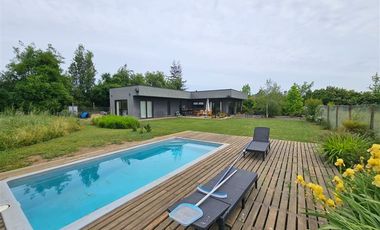 Casa en Arriendo en Camino Las Rastras