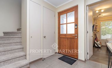 Hermosa casa en Condominio Alto Sacramento, seguridad 24/7 Linderos – Buin