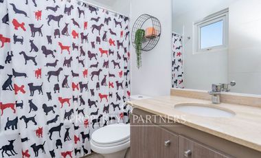 Hermosa casa en Condominio Alto Sacramento, seguridad 24/7 Linderos – Buin
