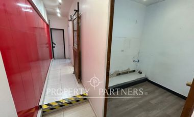 Excelente local sector Alto Las Condes