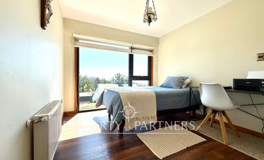 Moderna casa mediterránea en Pingueral