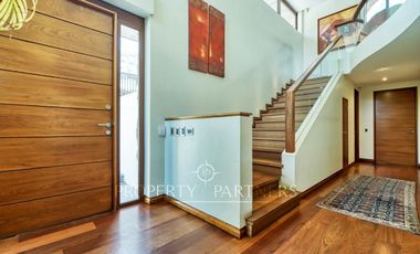 Excelente casa mediterránea en Manquehue Oriente