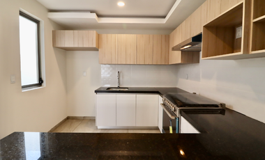 CASA EN VENTA EN CAÑADAS TRES MARÍAS