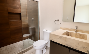 CASA EN VENTA EN CAÑADAS TRES MARÍAS