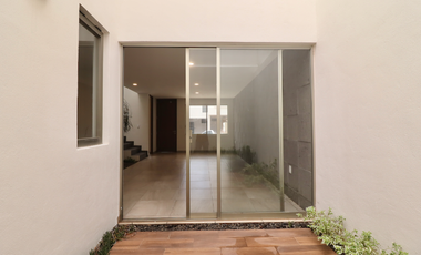 CASA EN VENTA EN CAÑADAS TRES MARÍAS