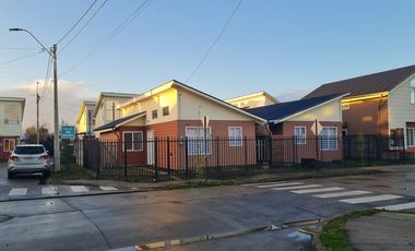 Arriendo casa nueva en Frutillar Alto