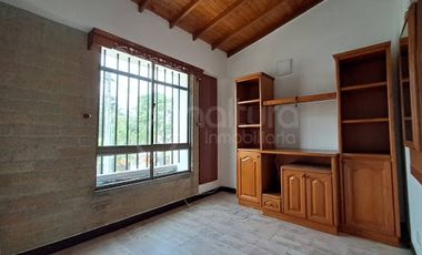 ARRIENDO de CASA RESIDENCIAL en LA ESTRELLA