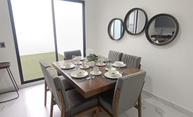 CASA EN VENTA AL NORTE EN RINCONADA DEL CARMEN