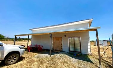 UBICADA EN CALLEJÓN BUSTAMANTE, KM 15 RUTA 55 CAMINO A PINTO