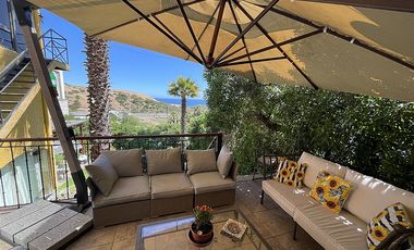 SE ARRIENDA HERMOSA CASA CON VISTA AL MAR (CÓD. 546)