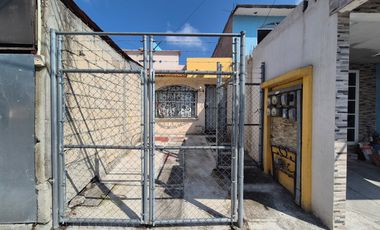 CASA EN RENTA DE UN PISO ZINACANTEPEC