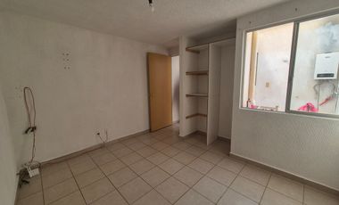 CASA EN RENTA DE UN PISO ZINACANTEPEC