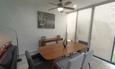 TOWNHOUSE EN RENTA AMUBLADO AL NORTE DE MERIDA ARIA  MONTEBELLO