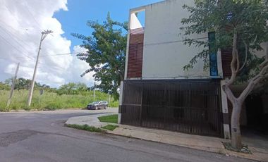 TOWNHOUSE EN RENTA AMUBLADO AL NORTE DE MERIDA ARIA  MONTEBELLO