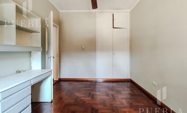 VENTA CASA 4 AMBIENTES CON PISCINA CLIMATIZADA Y QUINCHO EN LA MEJOR ZONA RESIDENCIAL DE RANELAGH