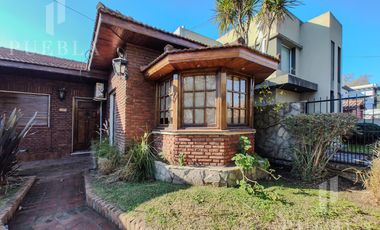 VENTA CASA 4 AMBIENTES CON PISCINA CLIMATIZADA Y QUINCHO EN LA MEJOR ZONA RESIDENCIAL DE RANELAGH