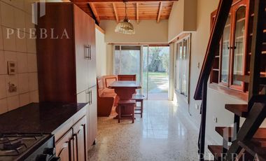 VENTA CASA 4 AMBIENTES CON PISCINA CLIMATIZADA Y QUINCHO EN LA MEJOR ZONA RESIDENCIAL DE RANELAGH