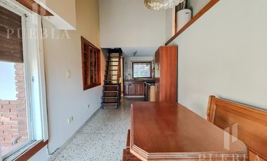 VENTA CASA 4 AMBIENTES CON PISCINA CLIMATIZADA Y QUINCHO EN LA MEJOR ZONA RESIDENCIAL DE RANELAGH
