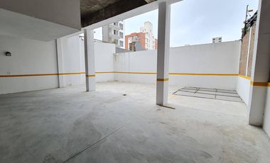 Departamento 4 ambientes en venta en Quilmes