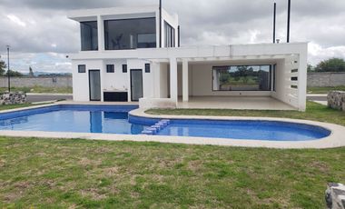 CASA EN VENTA,  CORREGIDORA POR EL PUEBLITO