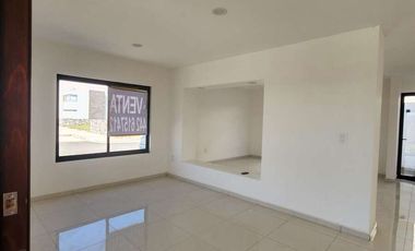 CASA EN VENTA,  CORREGIDORA POR EL PUEBLITO