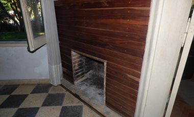 Casa en venta - 4 Dormitorios 3 Baños - Cochera - 1.464Mts2 - City Bell, La Plata