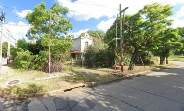 Casa en venta - 4 Dormitorios 3 Baños - Cochera - 1.464Mts2 - City Bell, La Plata