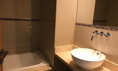 Departamento a la Venta de gran categoría de 2 Ambientes en la mejor calle de Adrogué