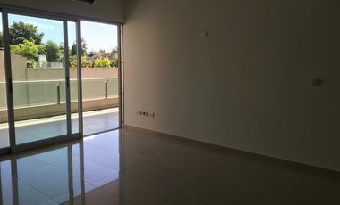 Departamento a la Venta de gran categoría de 2 Ambientes en la mejor calle de Adrogué