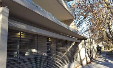 Departamento a la Venta de gran categoría de 2 Ambientes en la mejor calle de Adrogué