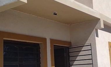 Casas en venta - 6 Dormitorios 6 Baños - 400Mts2 - Las Toninas