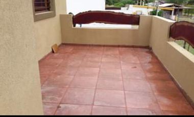 Casas en venta - 6 Dormitorios 6 Baños - 400Mts2 - Las Toninas