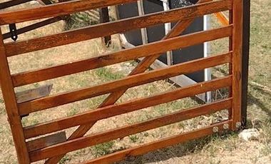 Casas en venta - 6 Dormitorios 6 Baños - 400Mts2 - Las Toninas