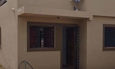 Casas en venta - 6 Dormitorios 6 Baños - 400Mts2 - Las Toninas