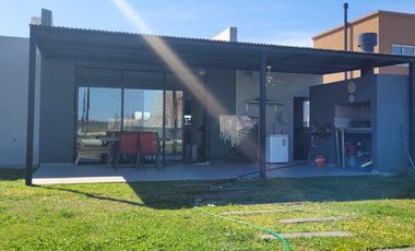 Casa en Alquiler 4 Amb - C.C Manuel Belgrano, Ing. Maschwitz