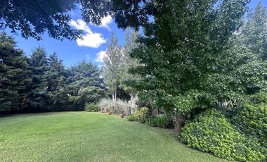 Terreno Lote central en venta en Barrio Privado El Aromo - APTO CREDITO