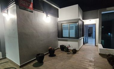 Casa de 3 recamaras AMUEBLADA en Villa de Alvarez, Colima