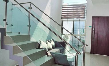 Casa de 3 recamaras AMUEBLADA en Villa de Alvarez, Colima