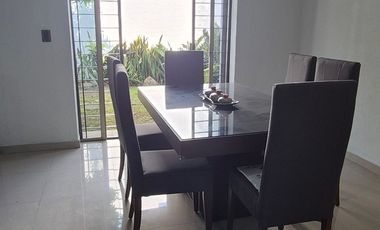 Casa de 3 recamaras AMUEBLADA en Villa de Alvarez, Colima