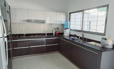 Casa de 3 recamaras AMUEBLADA en Villa de Alvarez, Colima