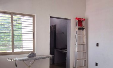 Casa de 3 recamaras AMUEBLADA en Villa de Alvarez, Colima