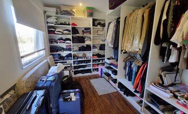 Casa 5 ambientes con una cochera Altos de Hudson I