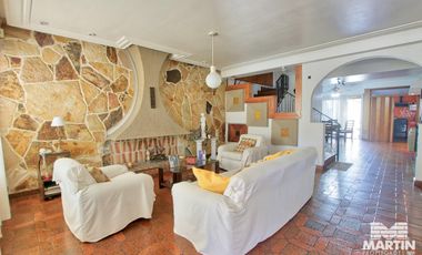 Casa olivos 4 ambientes cochera jardin pileta