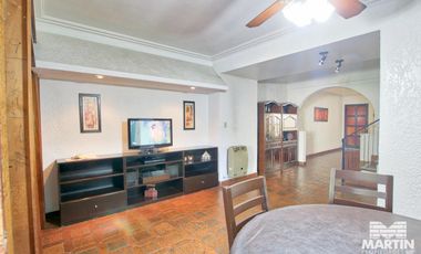 Casa olivos 4 ambientes cochera jardin pileta