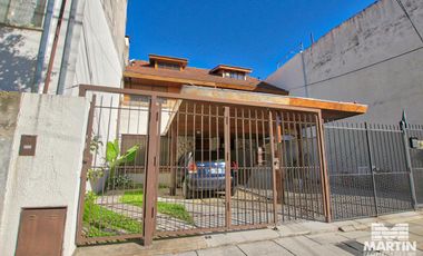 Casa olivos 4 ambientes cochera jardin pileta