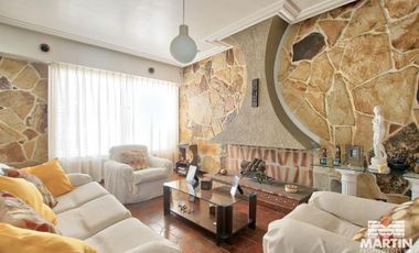 Casa olivos 4 ambientes cochera jardin pileta