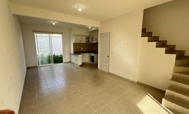 2 BD 1.5 BR Multi Level Home in Gated Community - Owner Financing Available!