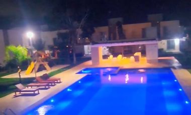 2 BD 1.5 BR Multi Level Home in Gated Community - Owner Financing Available!