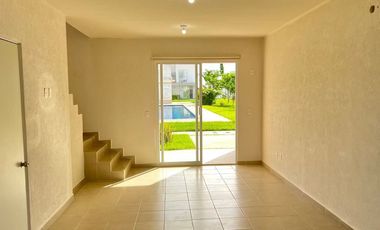 2 BD 1.5 BR Multi Level Home in Gated Community - Owner Financing Available!